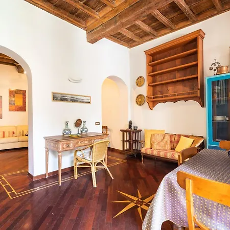 Scala Charming | Romeloft Apartment Rome