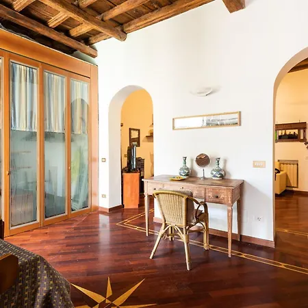 Scala Charming | Romeloft Apartment Rome